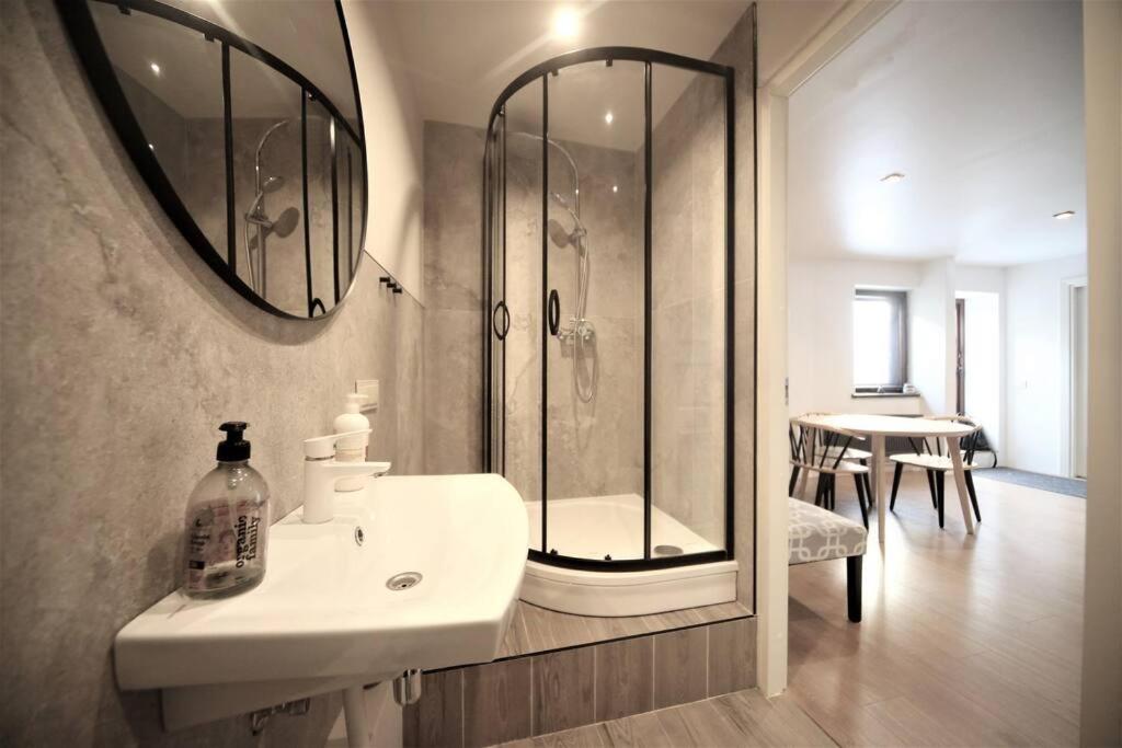 Two Bedroom / Old Town With Private Terrace ريغا المظهر الخارجي الصورة